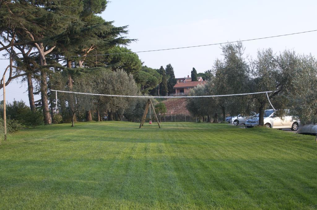 Vigna Licia Apartment Pomezia Exterior photo